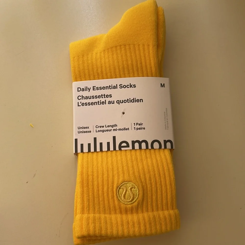 lululemon Daily Essential Crew Socks
